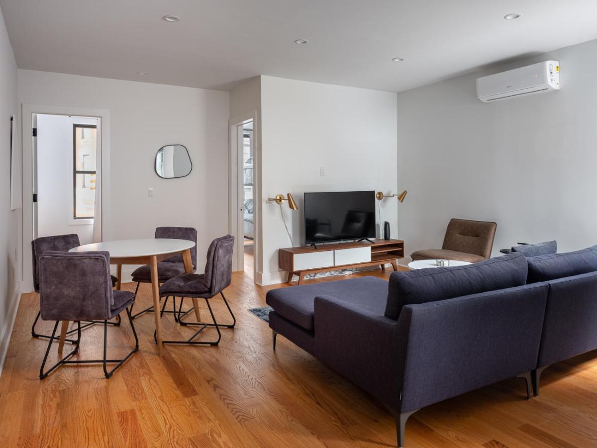 Three Bedroom Brooklynite Suite! Нью-Йорк Экстерьер фото